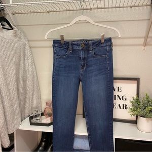 American Eagle High Rise Jegging – Size 4 Short